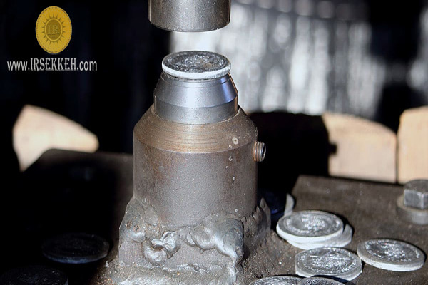 ارور در مراحل ضرب سکه